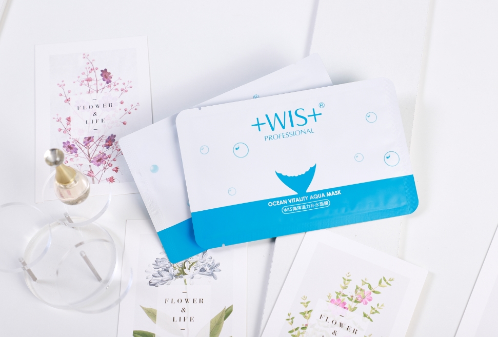 WIS护肤知识|干性皮肤晚上如何保养？